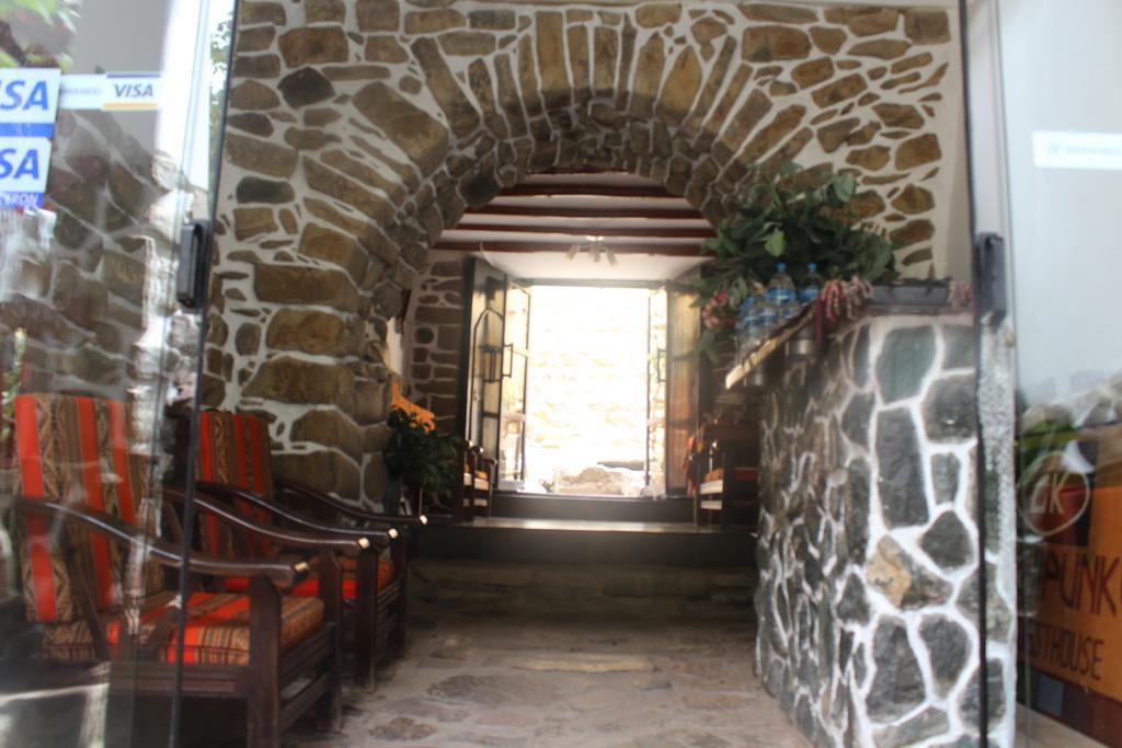 Eureka Lodge Ольянтайтамбо Екстер'єр фото